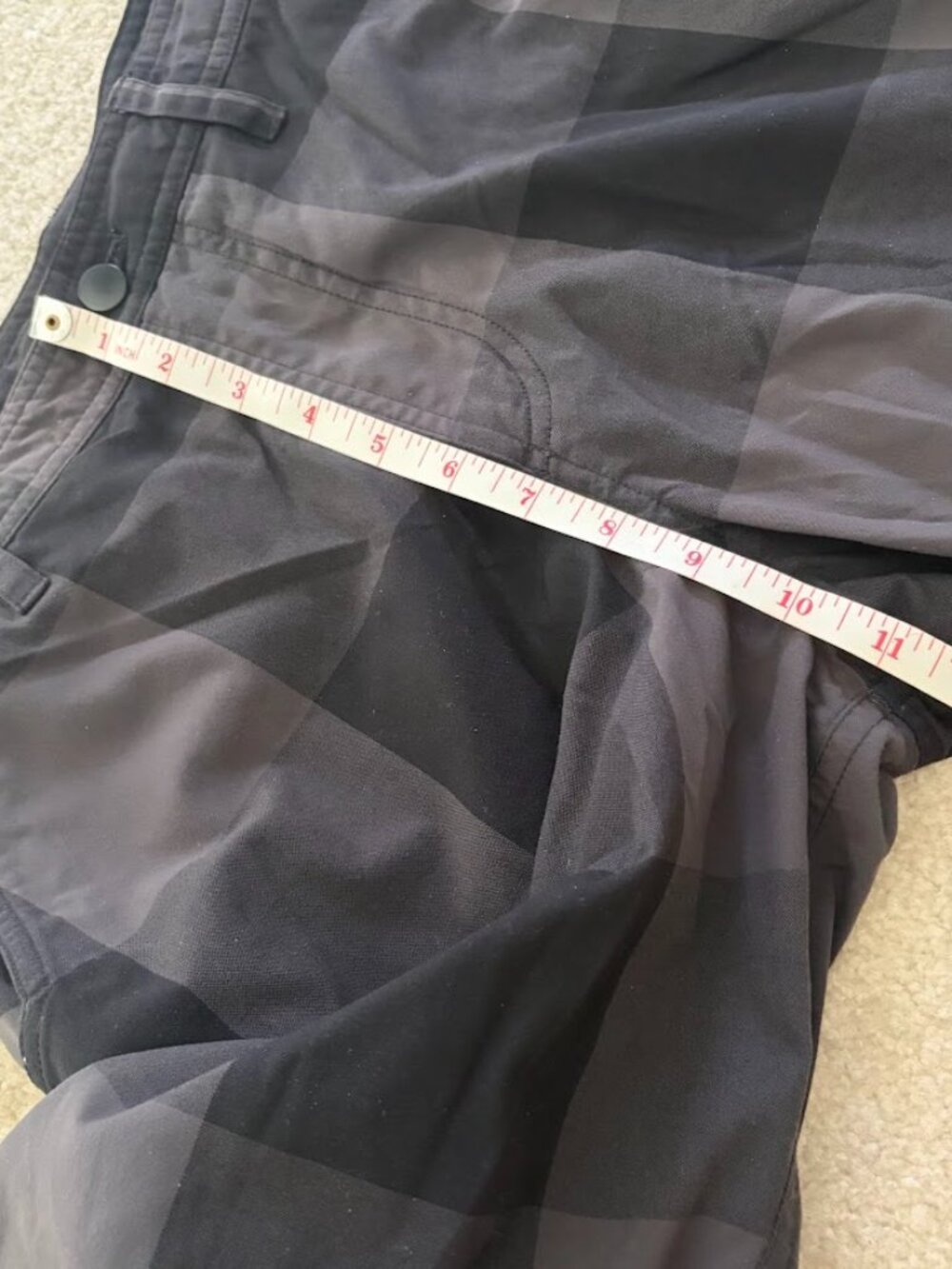 Lululemon Kahuna 2.0 Plaid Pattern Athletic Nylon Blend Pocket Chino Shorts - Picture 11 of 12